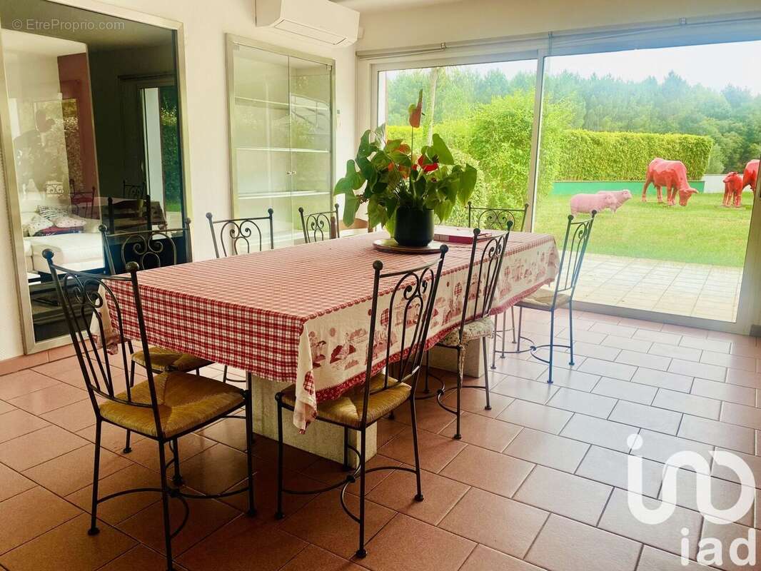 Photo 5 - Maison à SAUBION