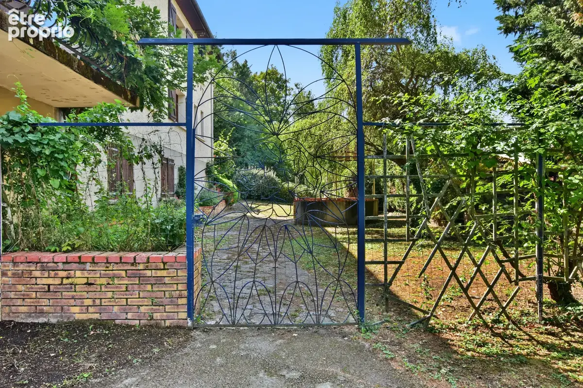 Grande maison familiale de 330 m² Carrez sur 1400 m² de terrain - 4 chambres, sous-sol complet et combles aménagés - photo 29