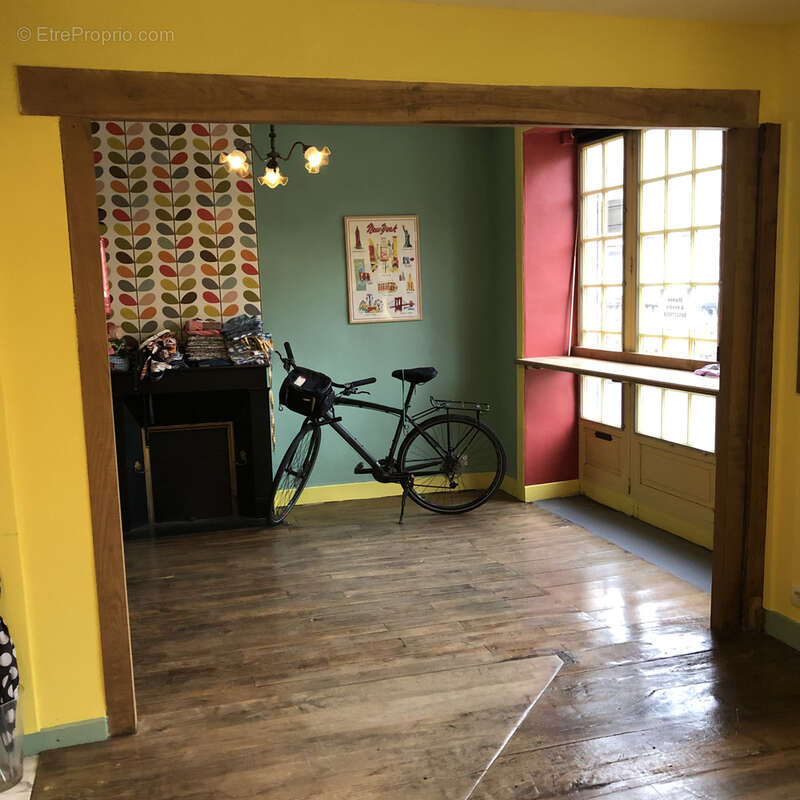 Maison à CHATEAUNEUF-LA-FORET