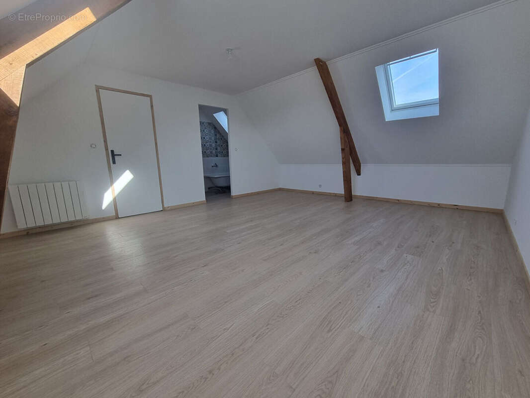 Maison à VAL-DE-REUIL