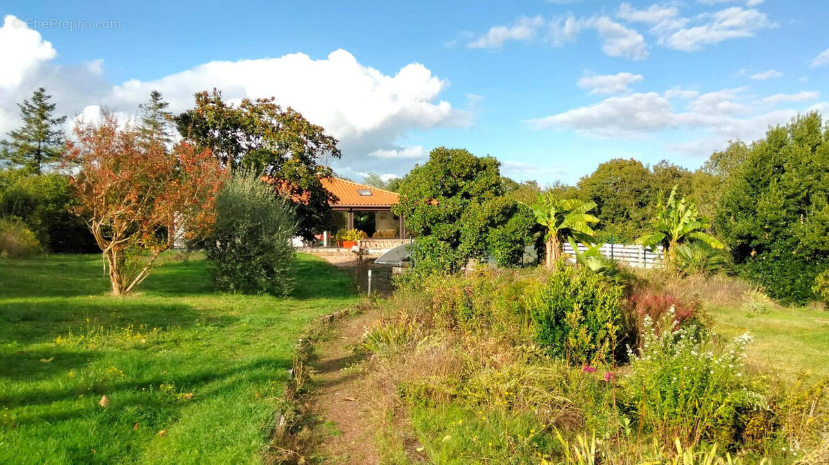 OVERVIEW - Maison à LONNES