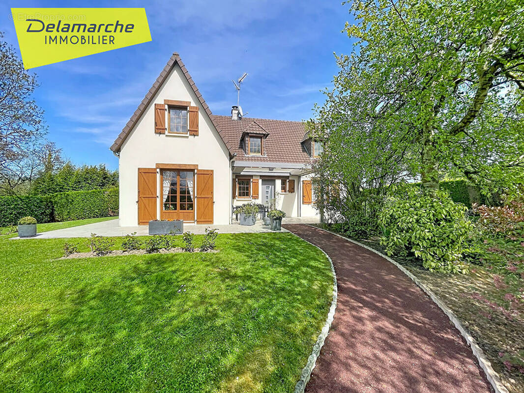Maison à LONGUEVILLE