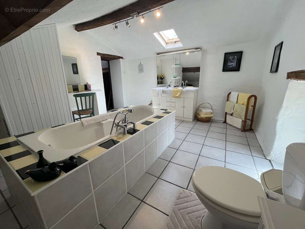 Charmant maison de campagne de 3 chambres proche d'une ville - photo 14