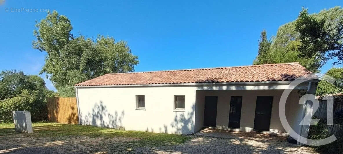 Maison à TALMONT-SAINT-HILAIRE