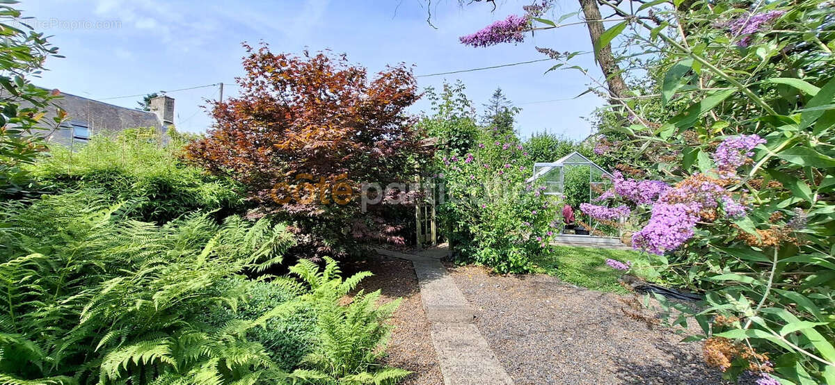 Maison à VILLEDIEU-LES-POELES