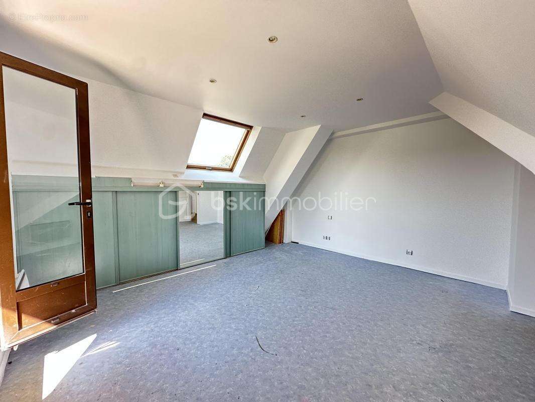 Maison à NANTEUIL-LE-HAUDOUIN