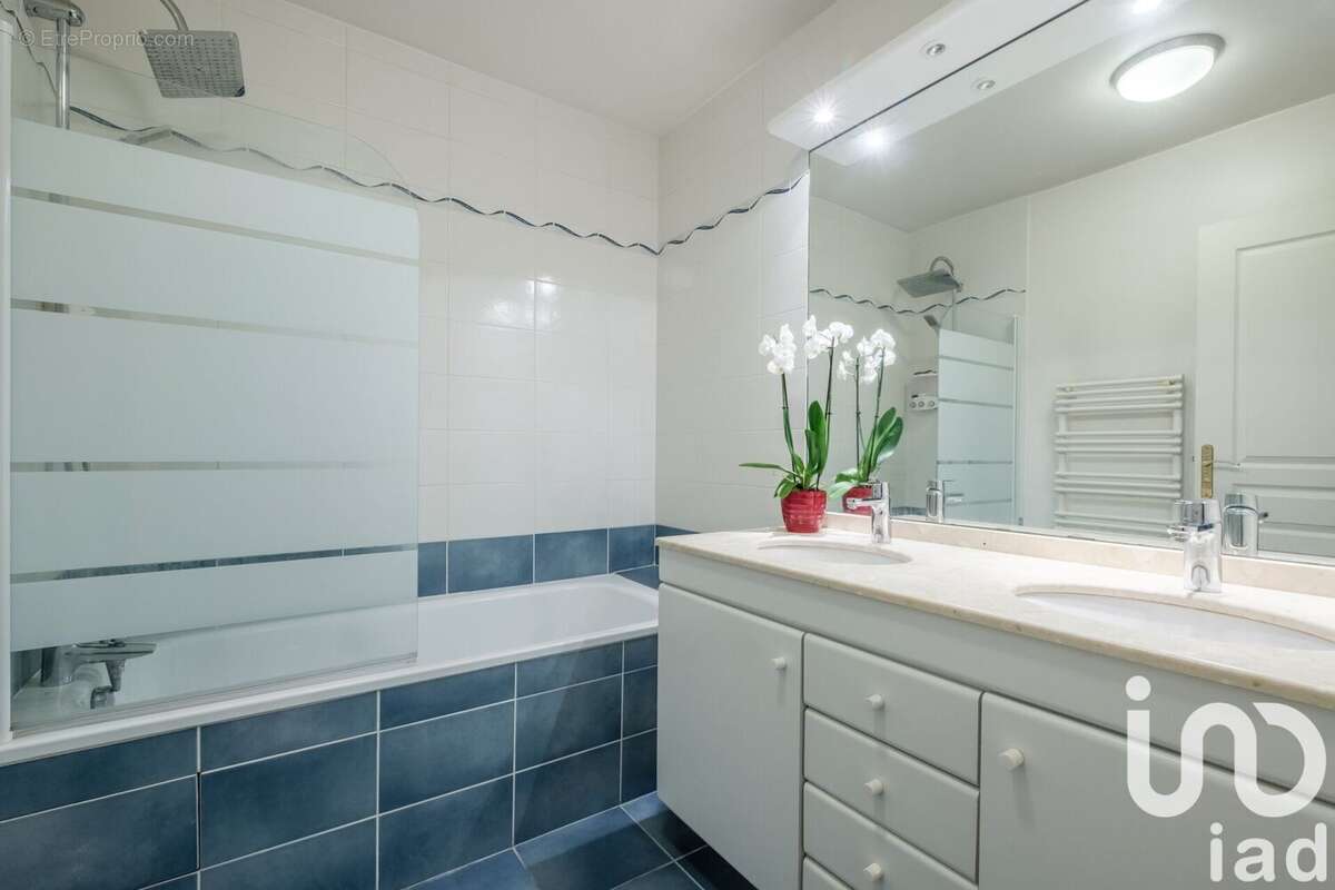 Photo 8 - Appartement à PARIS-19E