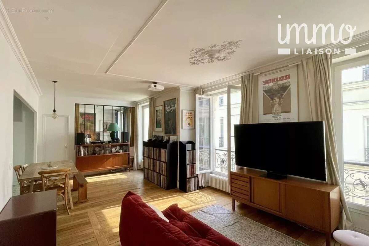 Appartement à PARIS-19E