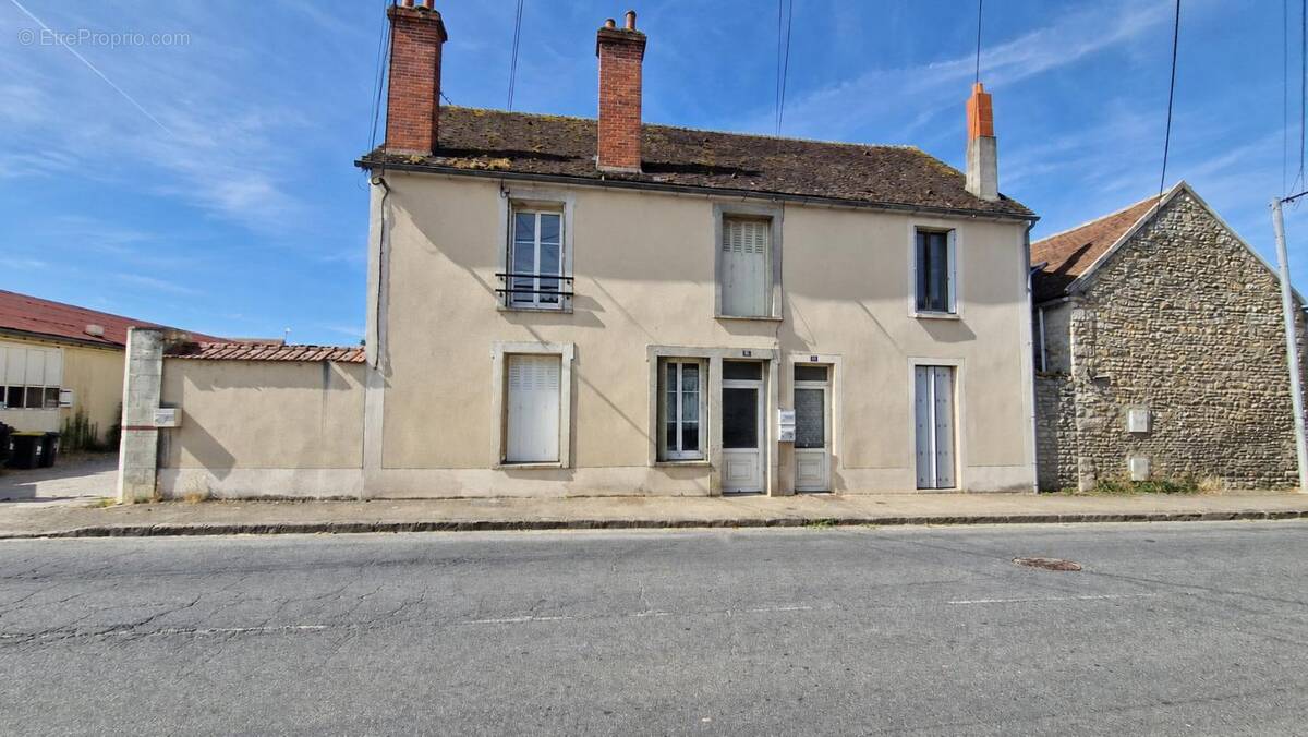 Maison Puiseaux 3 pièce(s) 58.25 m2 - photo 1