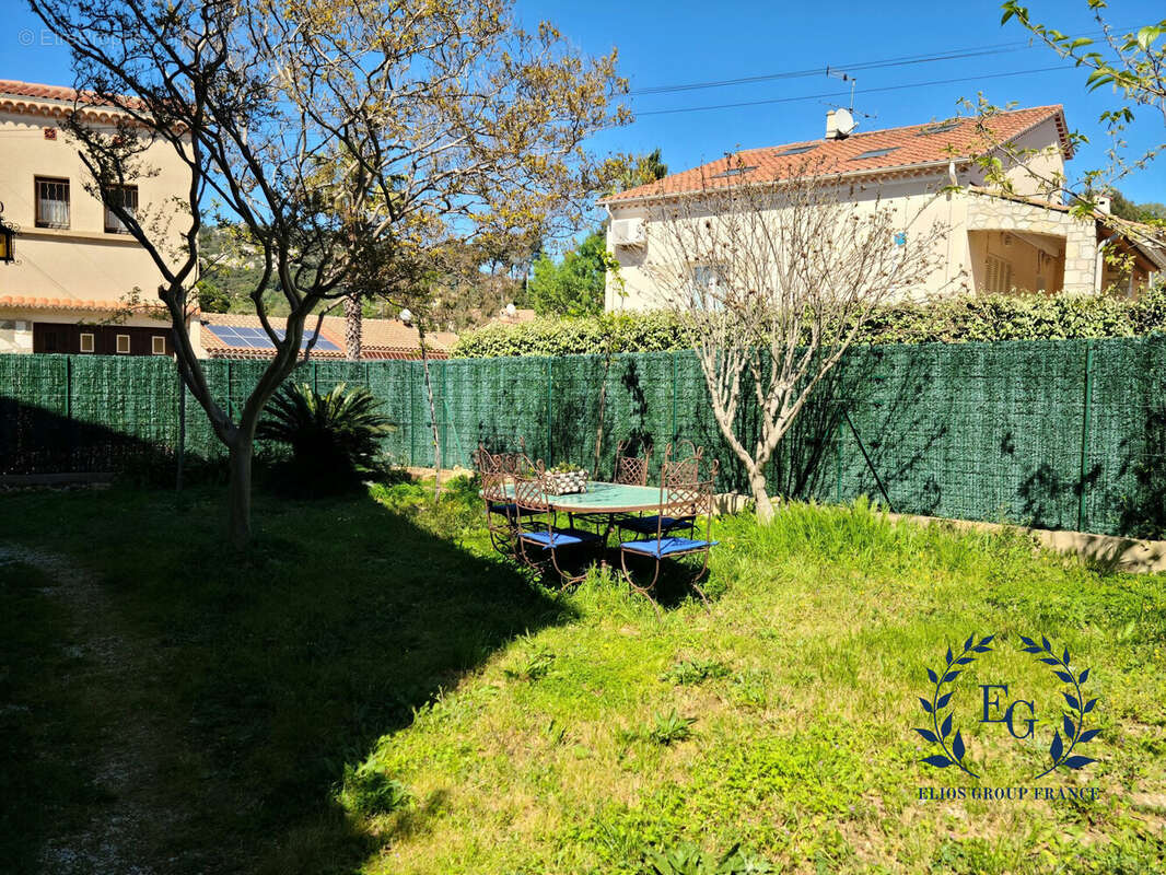 Maison à HYERES