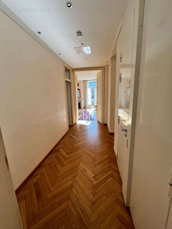 Appartement à HYERES