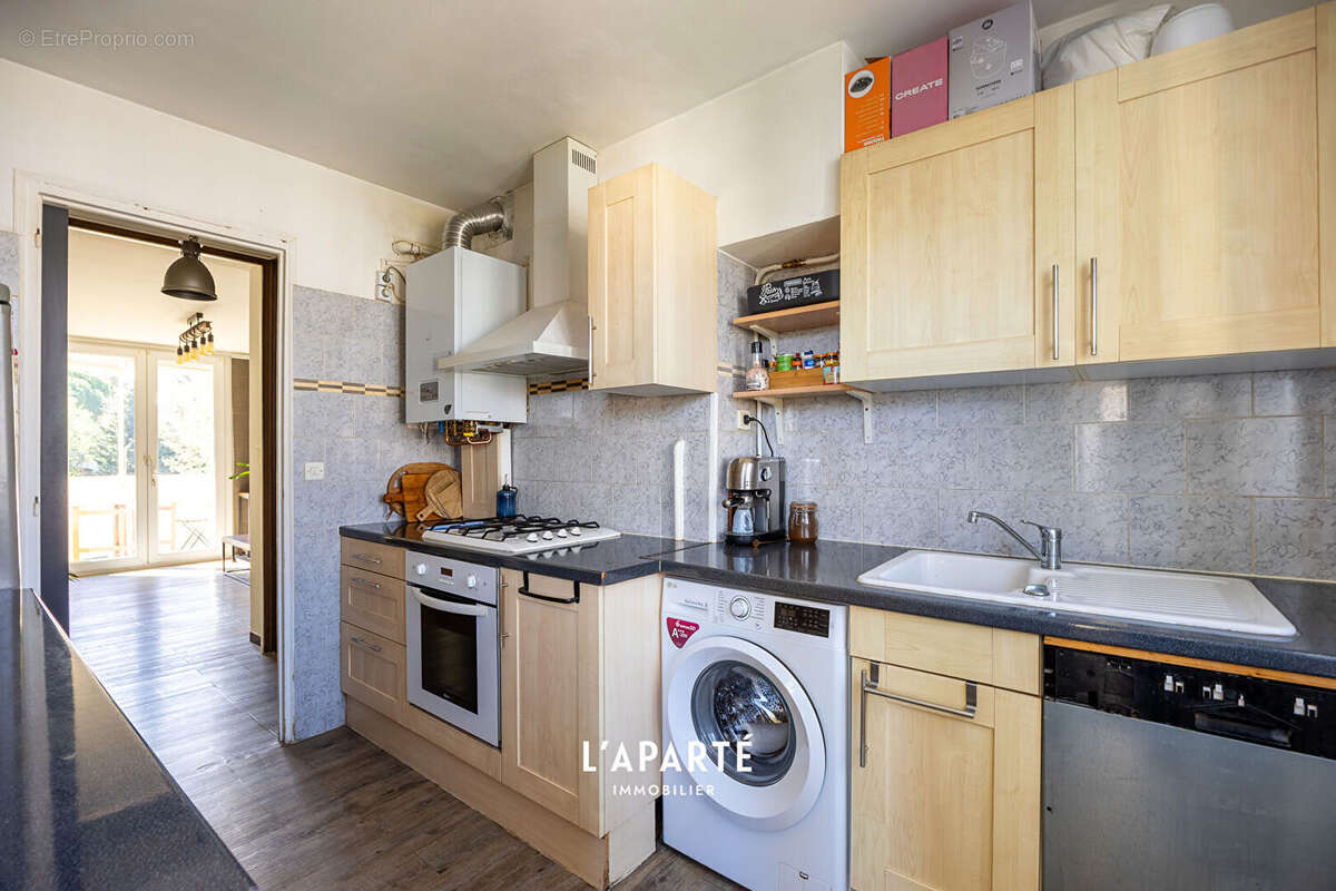 Appartement à MARSEILLE-11E