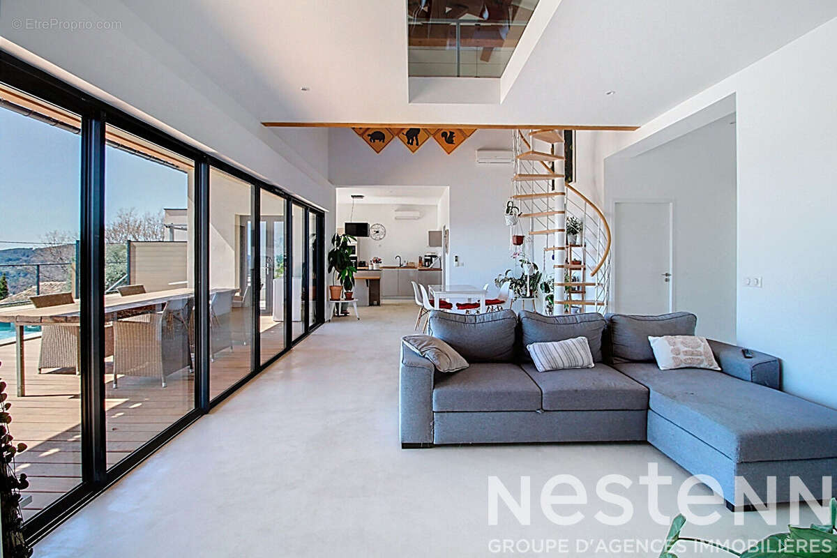 Maison à DRAGUIGNAN