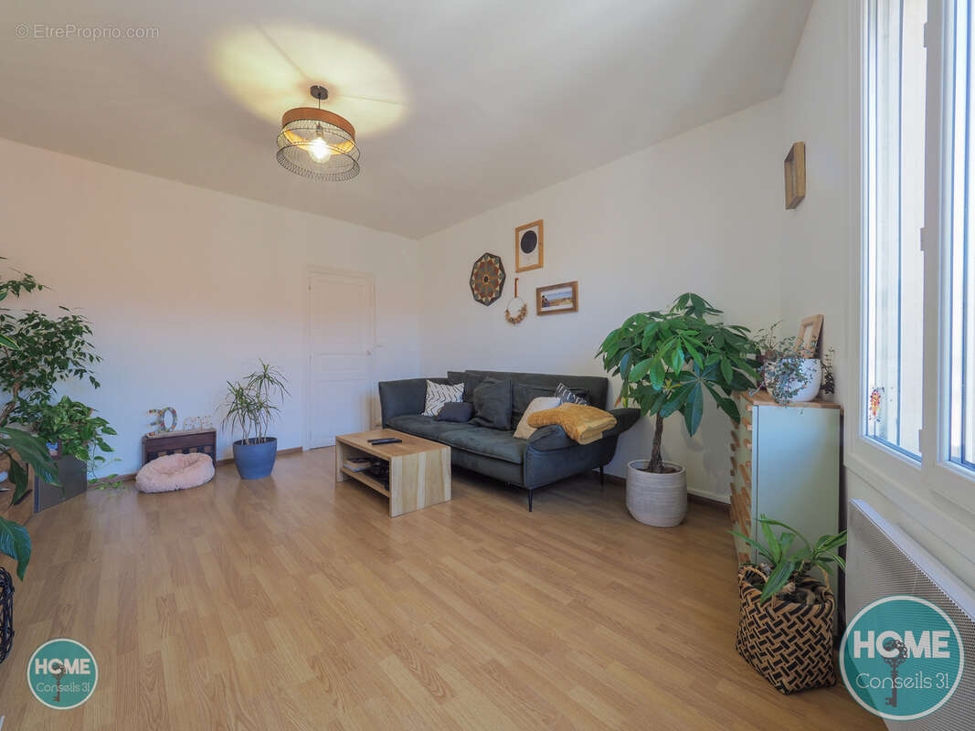 Appartement à COLOMIERS