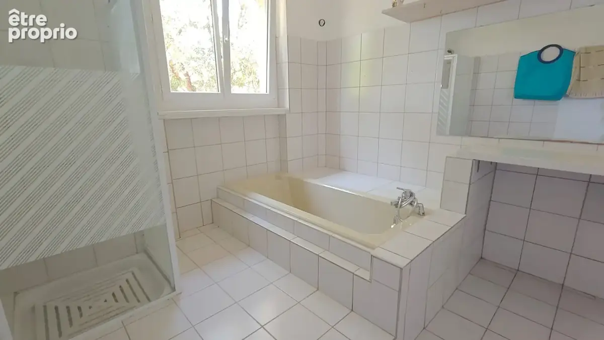Propriété d’exception avec double habitation sur 2 hectares - photo 35