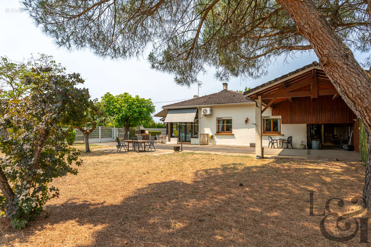 Maison avec dépendance à vendre à Sainte-Livrade-sur-Lot - photo 3