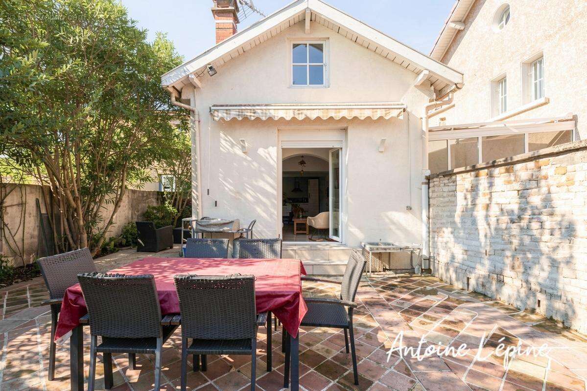 Maison à VENISSIEUX