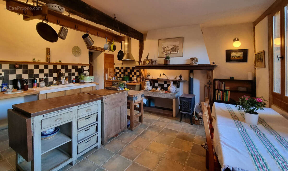 cuisine - Maison à MIREPOIX