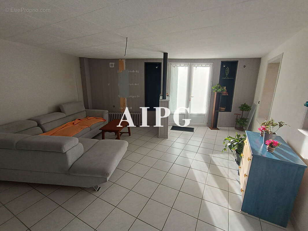 Maison à SAINT-GILLES-VIEUX-MARCHE