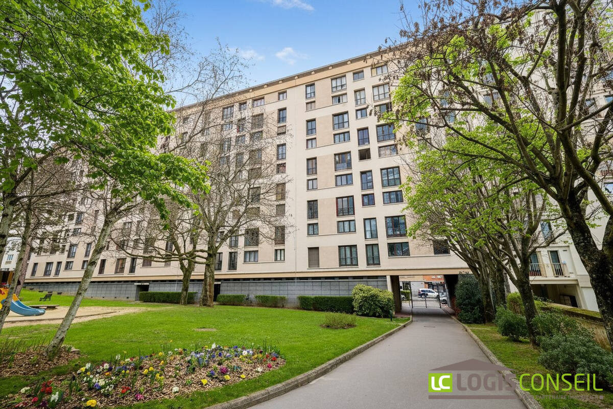 Appartement à CHATILLON