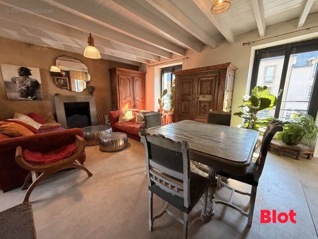Maison à SAINT-GILLES