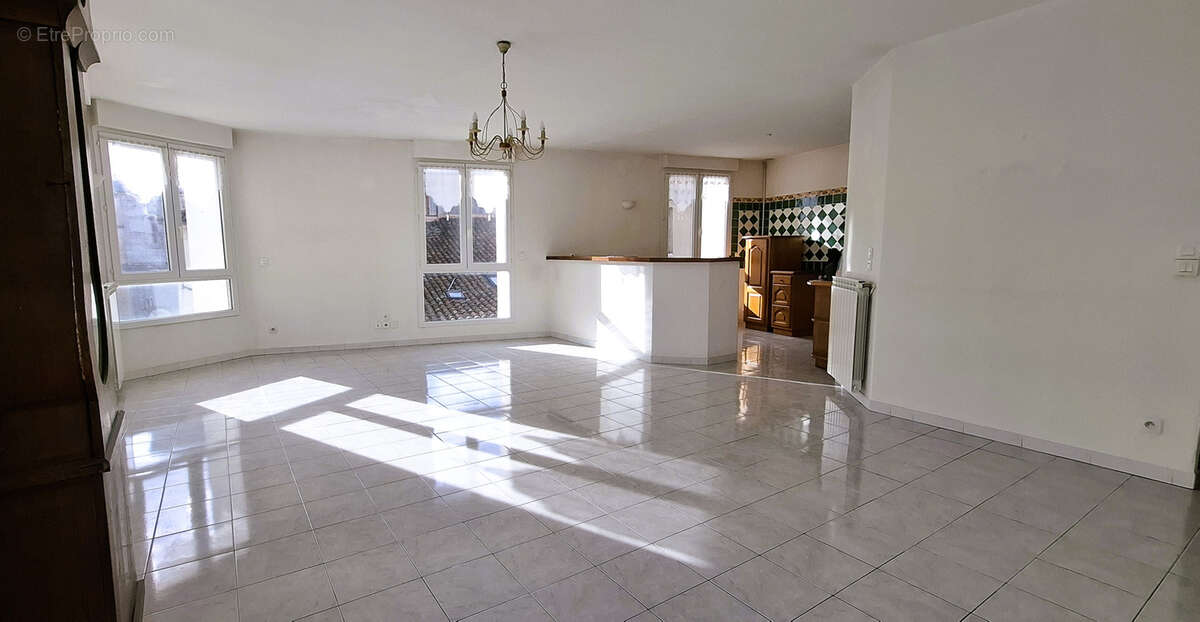 Appartement à GANGES