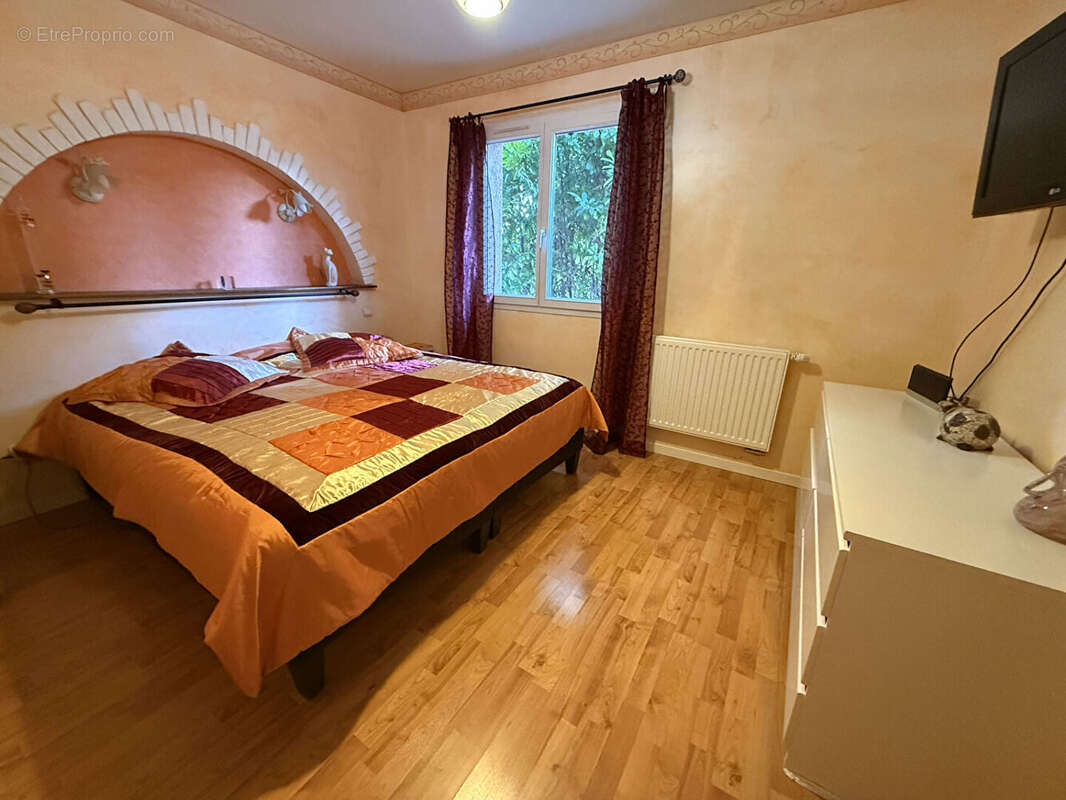 Maison à LUCENAY