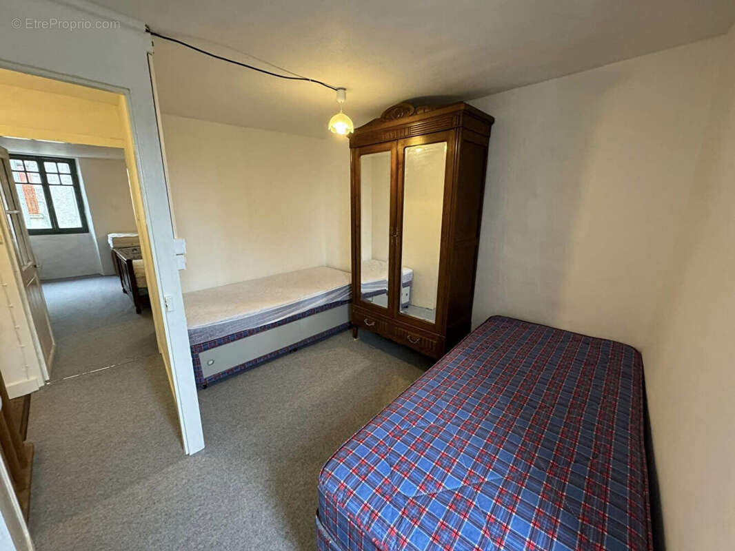 Maison à CHATEAUPONSAC