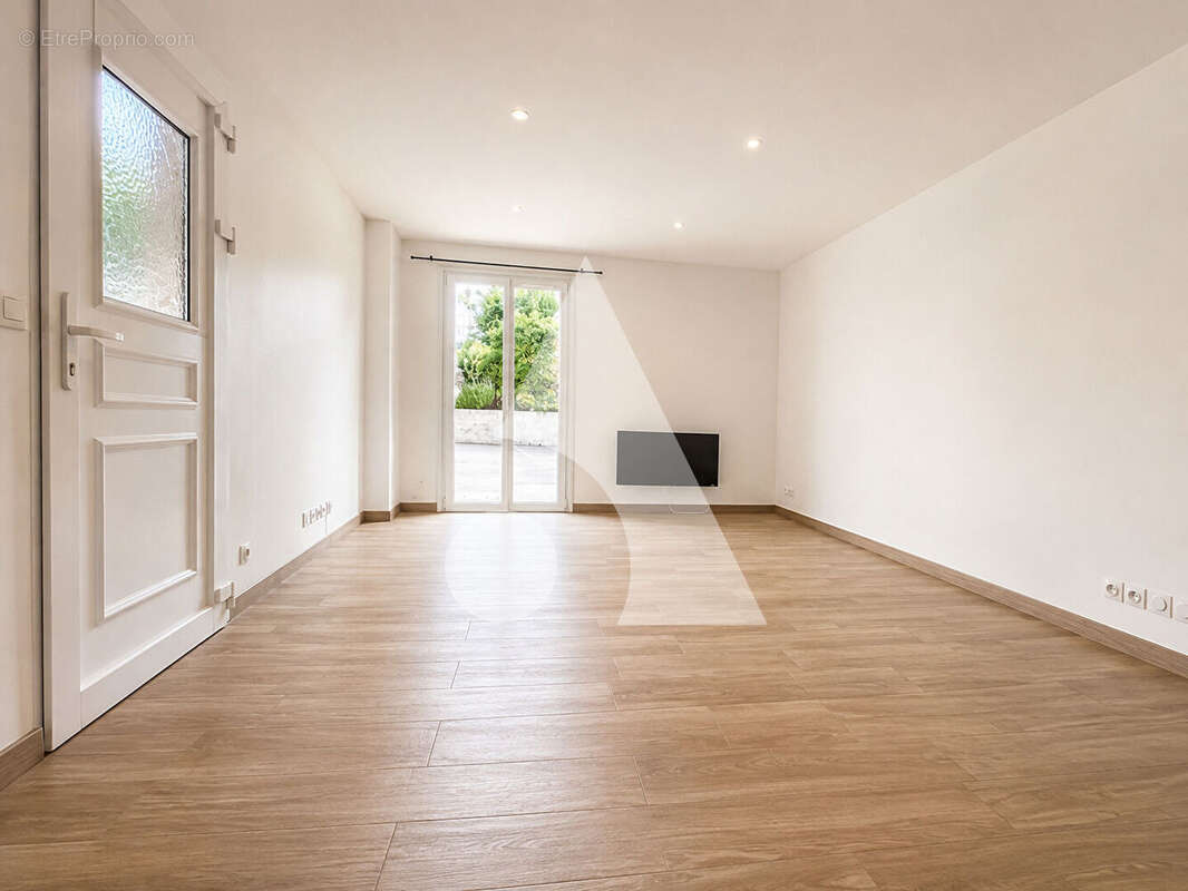 Appartement  Maison de ville  4 pièces 62.27 m² (76 m² au sol) - photo 2