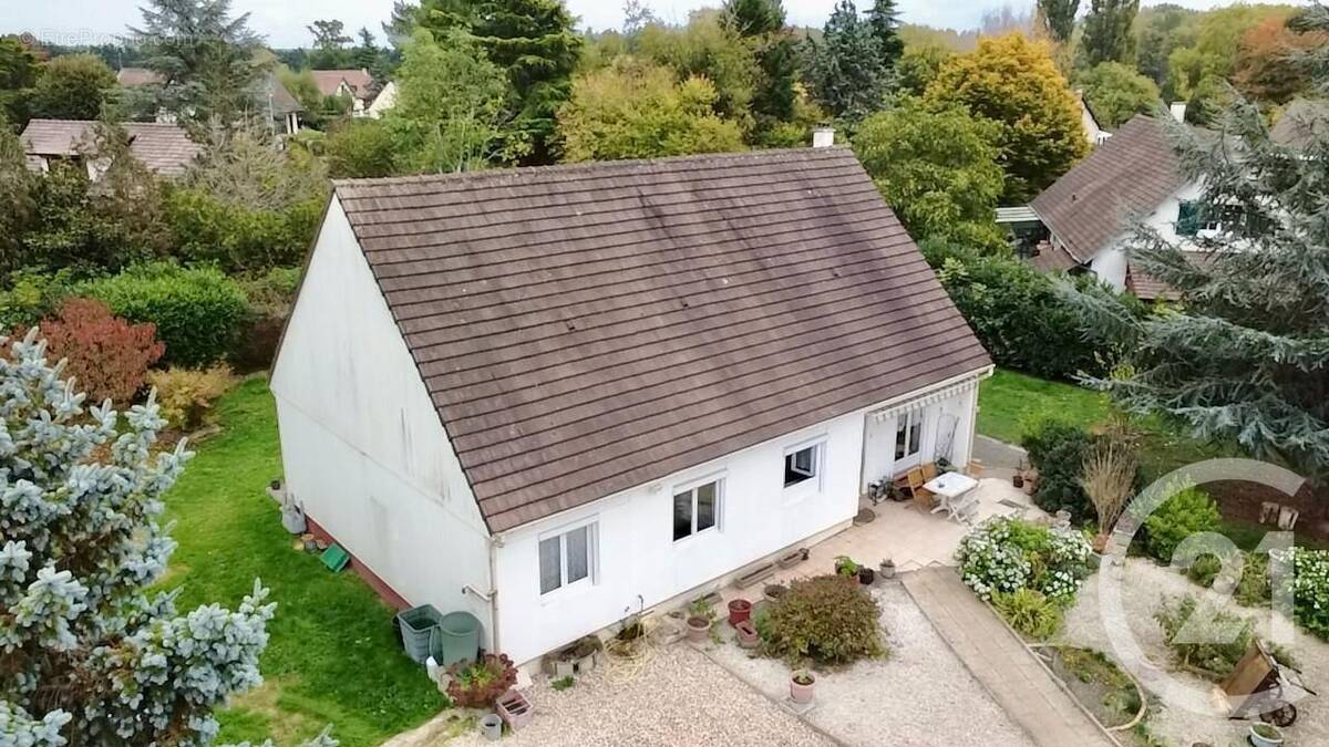 Maison à EZY-SUR-EURE