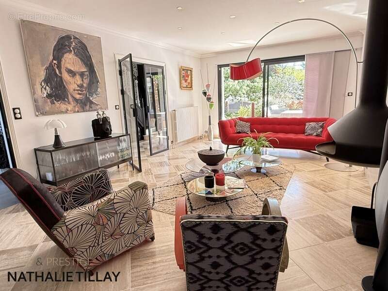 Maison à SAINT-PRYVE-SAINT-MESMIN