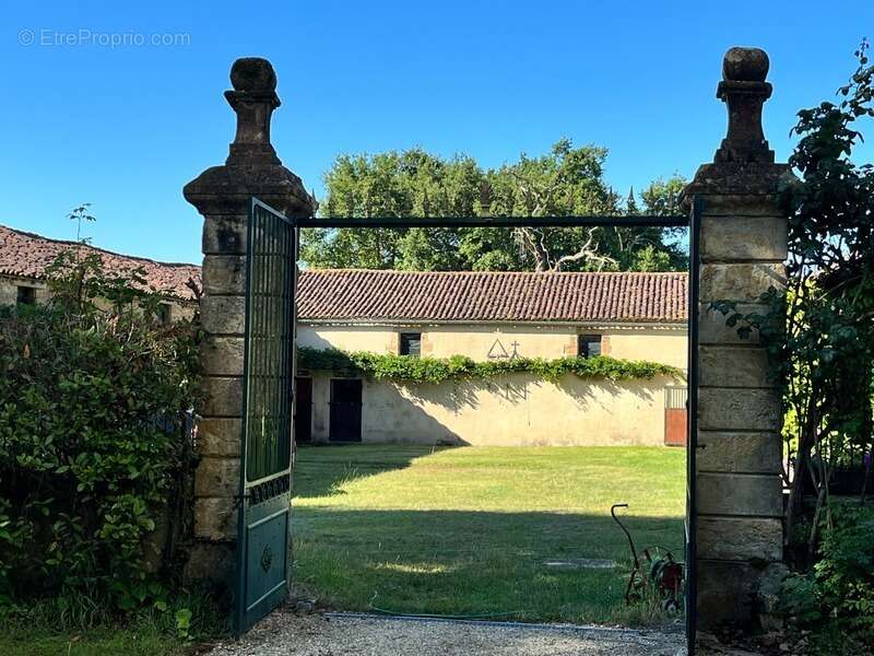 Maison à NOGARO