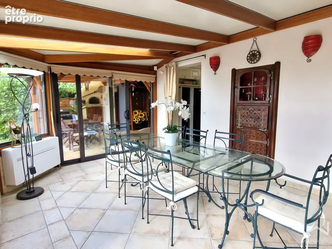 Magnifique Maison de 4 chambres - semi plein pied - très bon état générale - photo 11