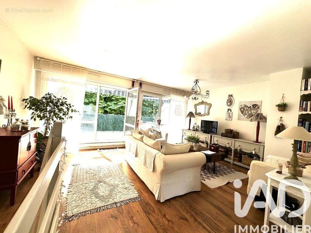 Photo 2 - Maison à SAINT-JULIEN-LES-VILLAS