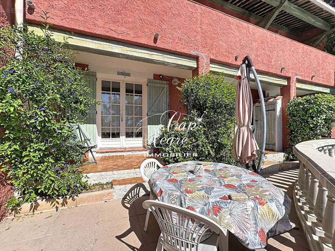 Maison à BORMES-LES-MIMOSAS