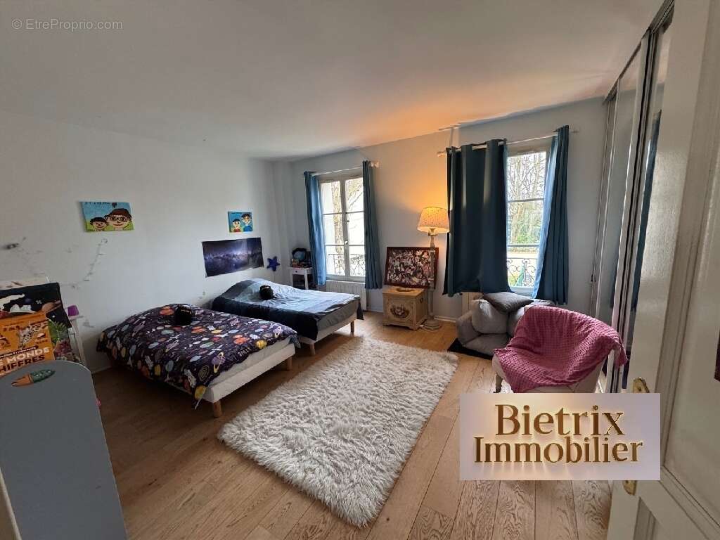 Maison à L'ISLE-ADAM