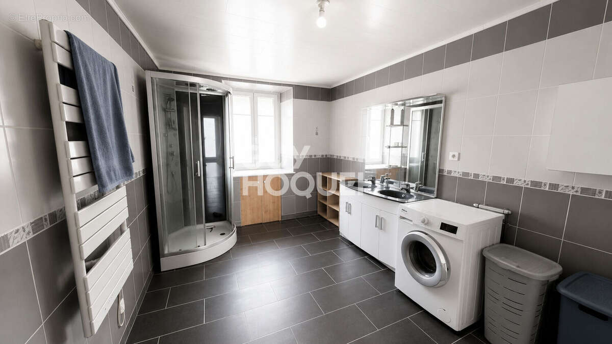 Maison 5 pièces 155 m2 à LEVAL - photo 9