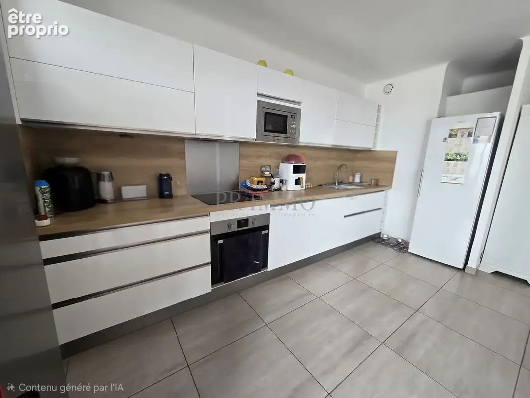 SAINT-RAPHAEL - T3 75m2 + GARAGE Proche Centre ville - photo 3