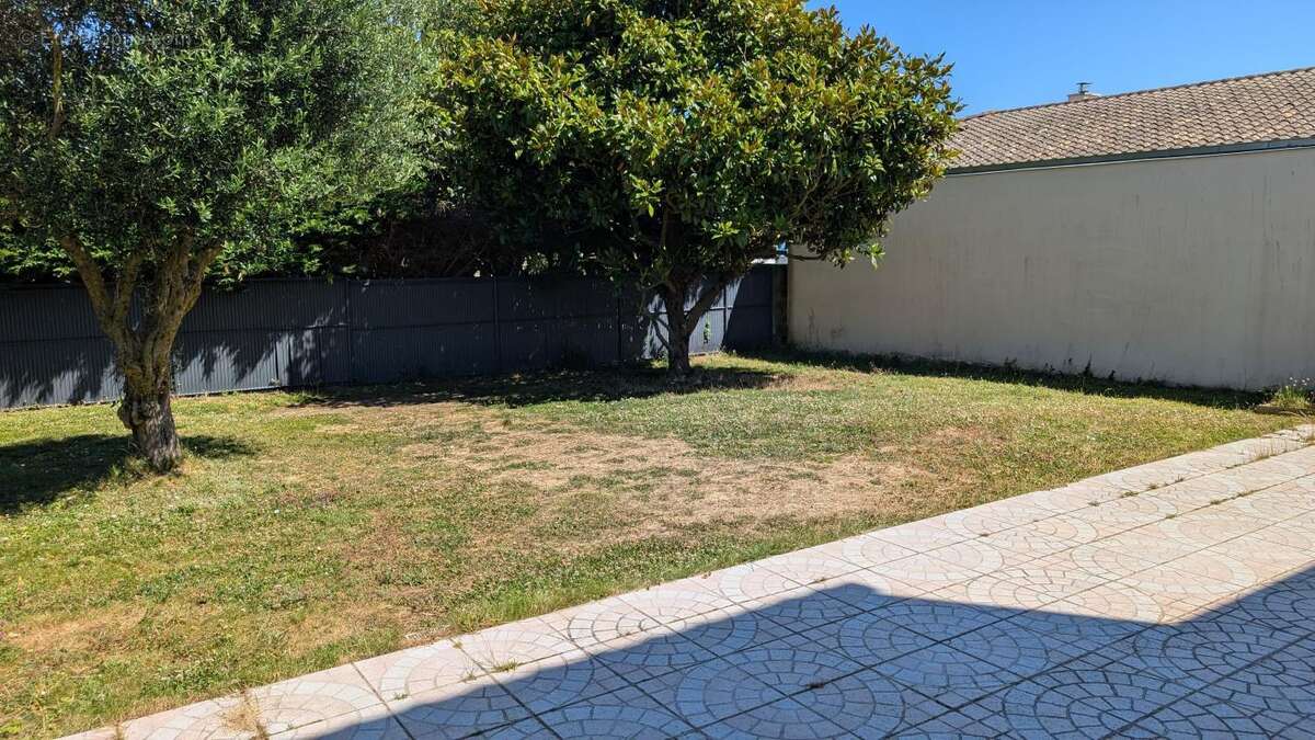 Maison À Vendre 121 m² - photo 12