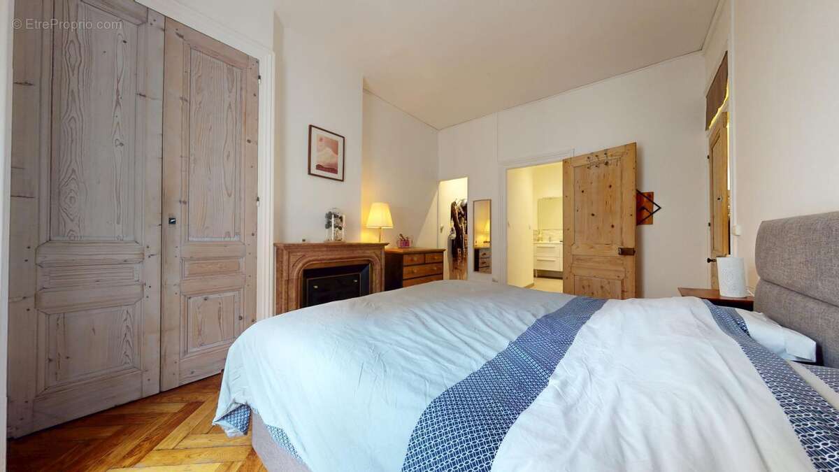Appartement à LYON-6E
