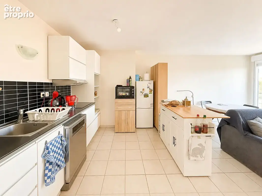 Villeurbanne Gratte-Ciel T3 60,10 m²  avec balcons et garage - photo 6