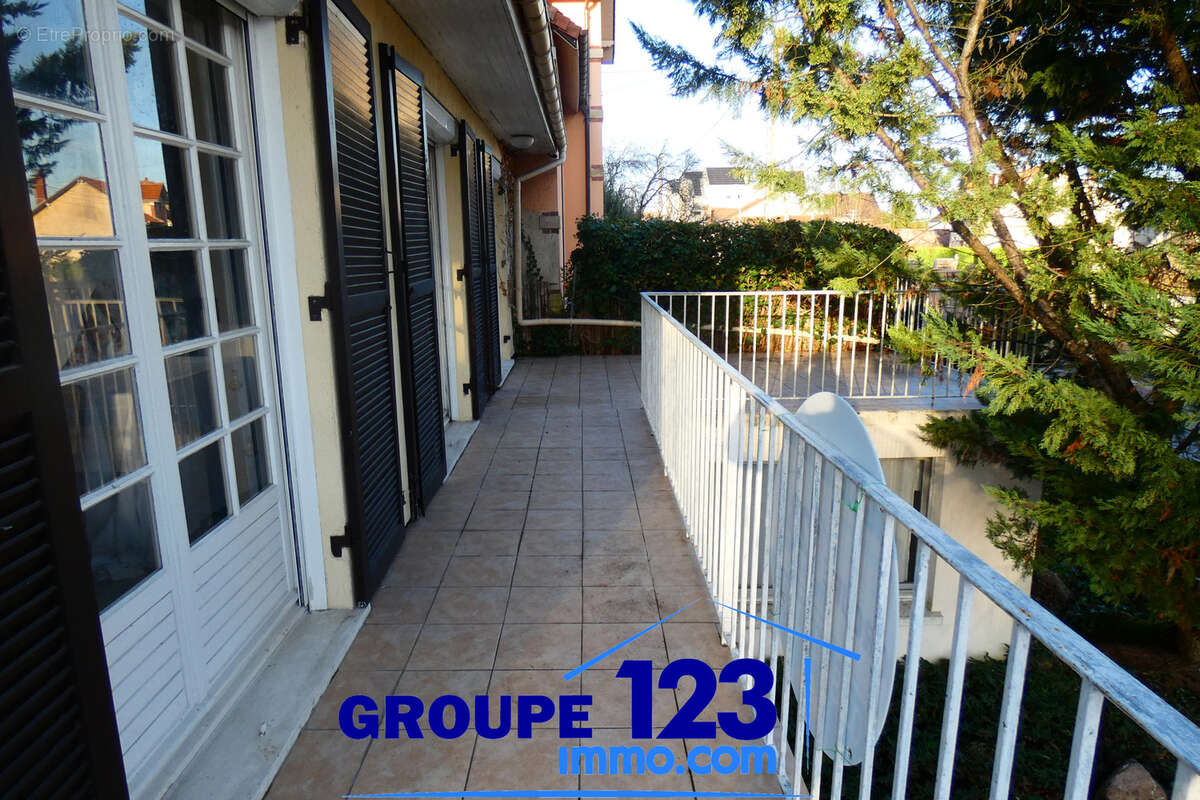 À vendre   Maison spacieuse et idéalement située à Auxerre   162 000 € - photo 12