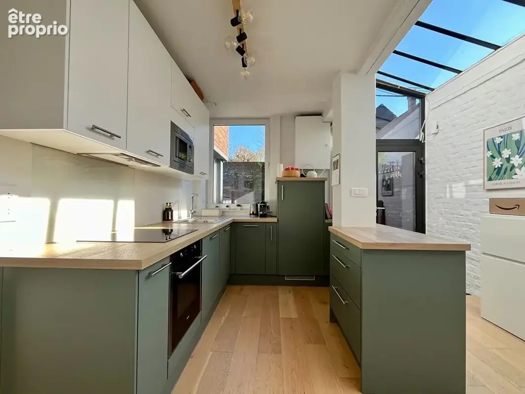 Maison 91 m² à Marcq-En-Baroeul  - photo 2