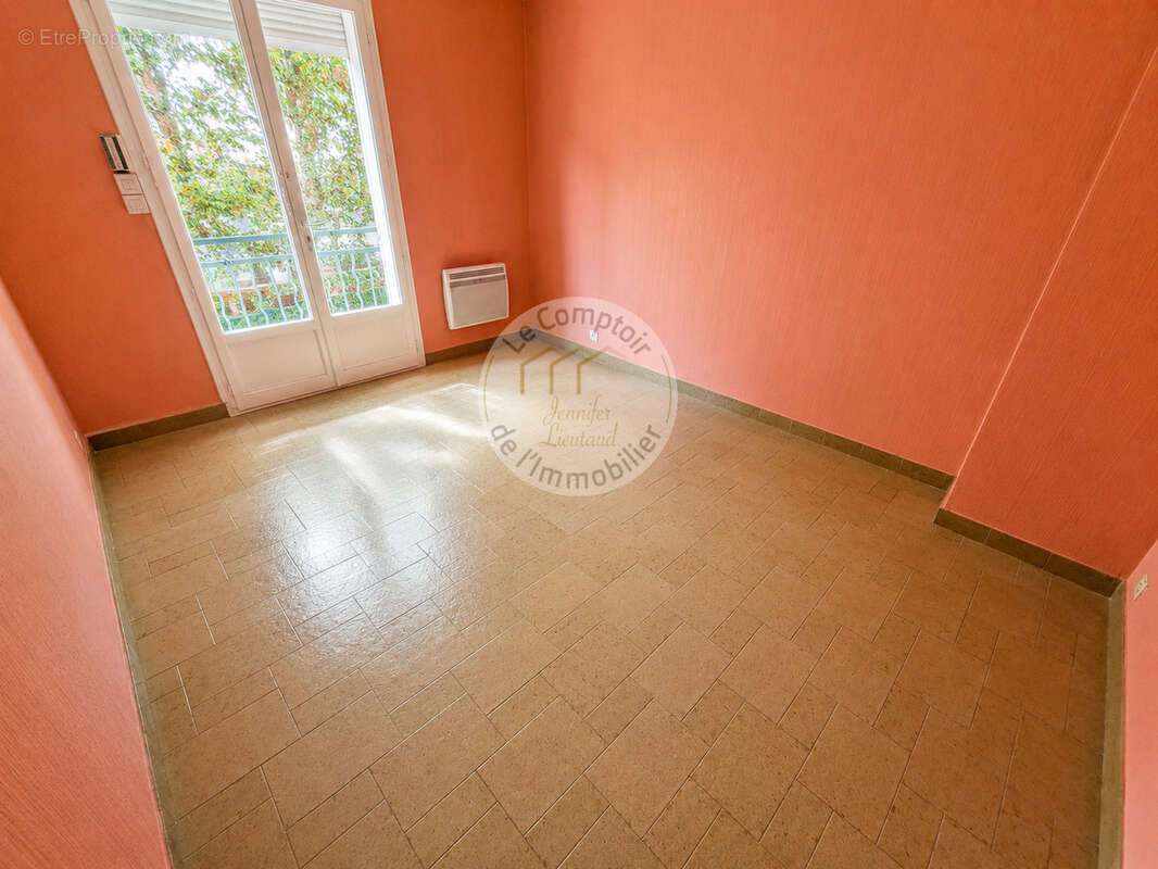 Sainte marguerite: maison avec jardin dans un secteur recherche - photo 17