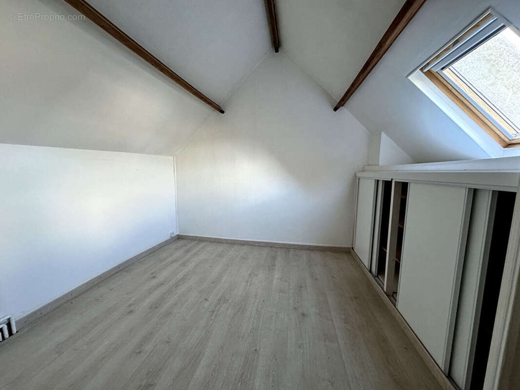 Maison à SAINT-LEONARD