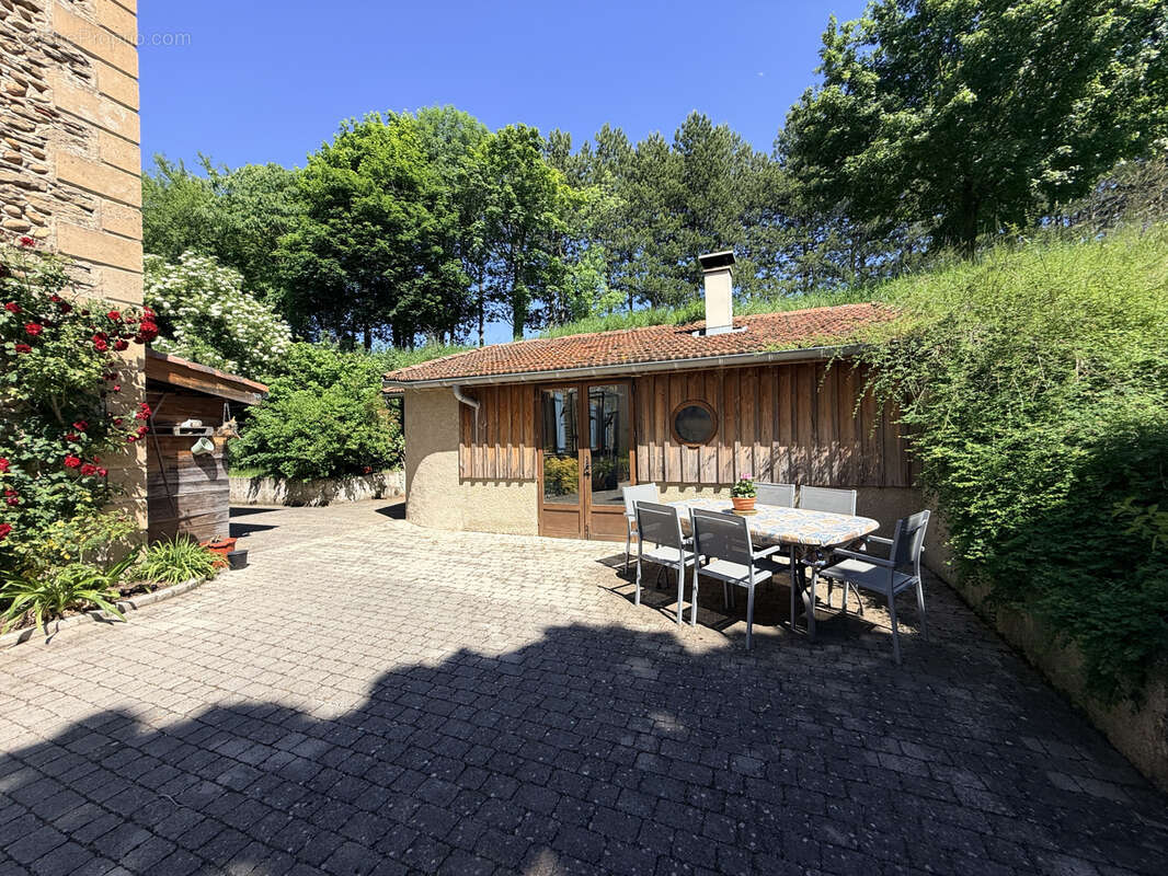 Maison à SAINT-CHRISTOPHE-ET-LE-LARIS