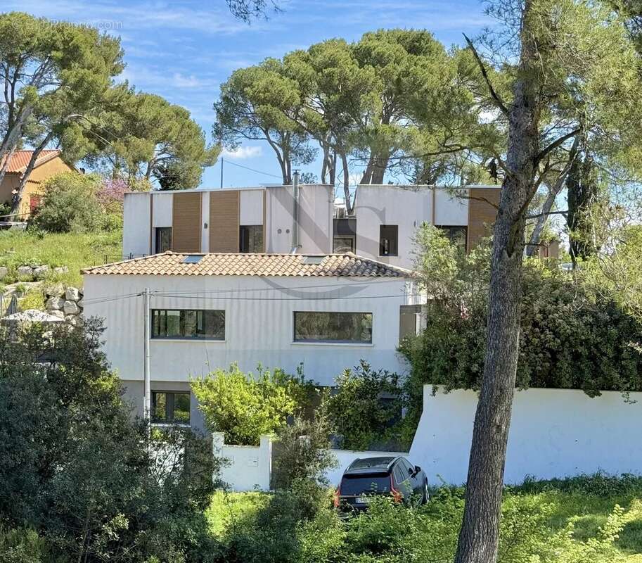 Maison à AIX-EN-PROVENCE