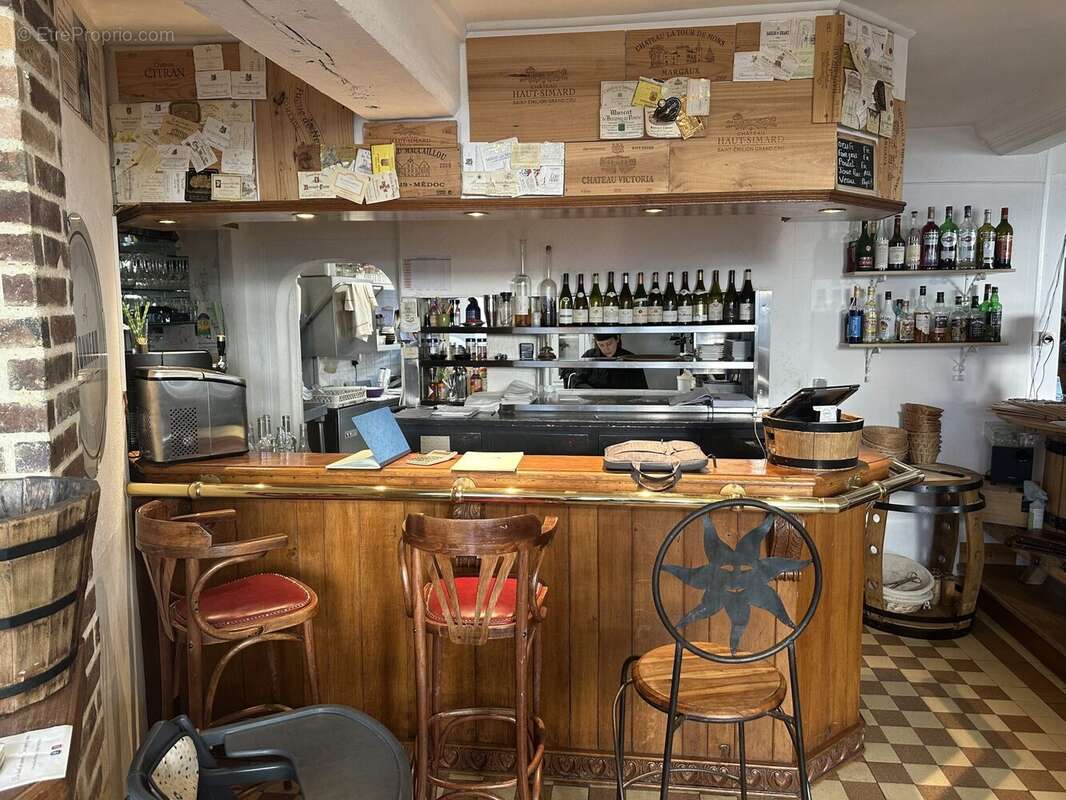 200 m² à Troyes  - photo 2