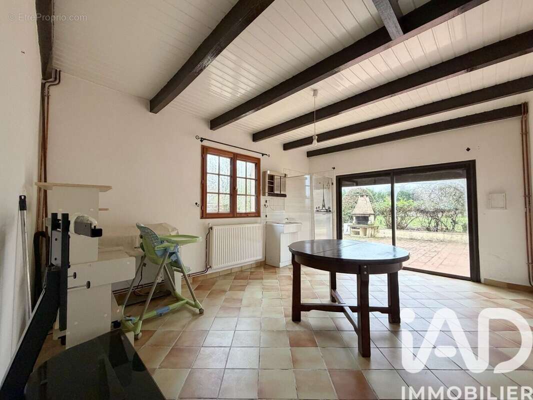 Maison 180 m² à Le Pizou  - photo 7