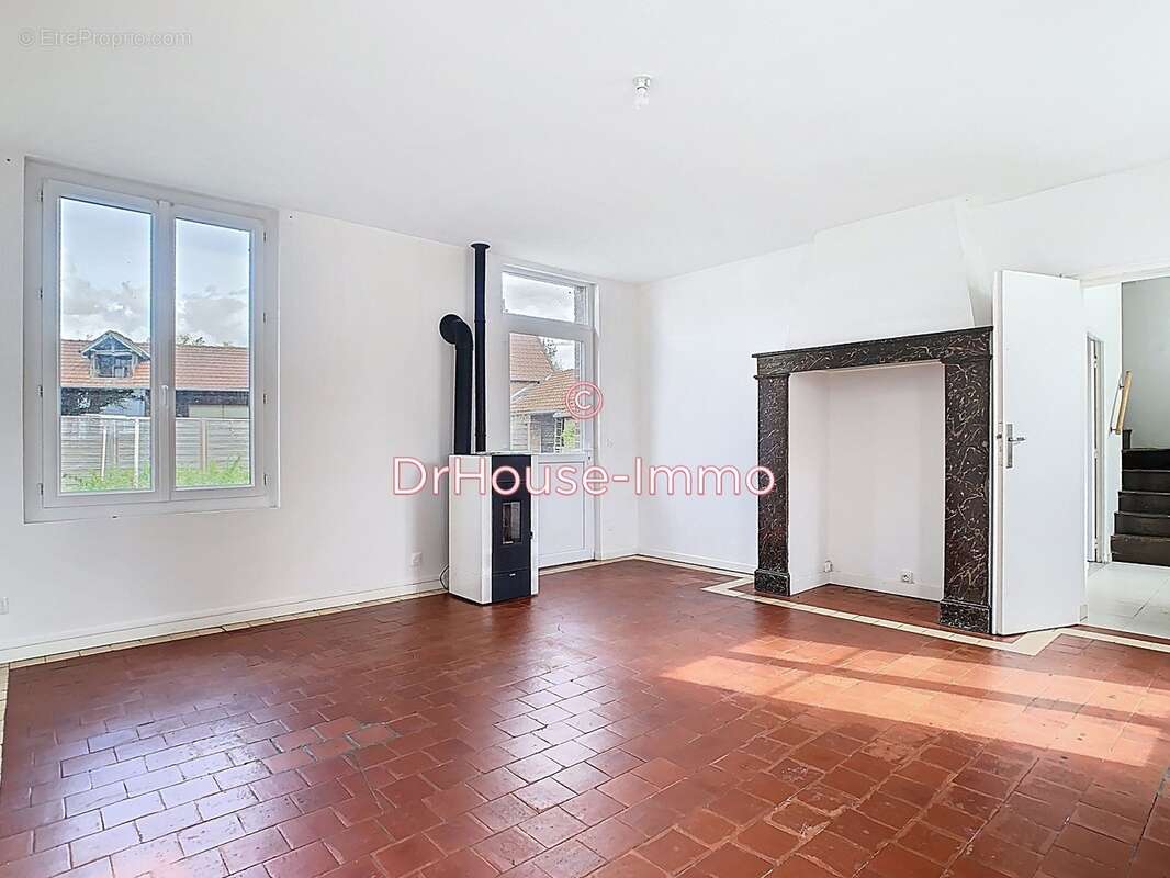 Maison à LE FRESTOY-VAUX